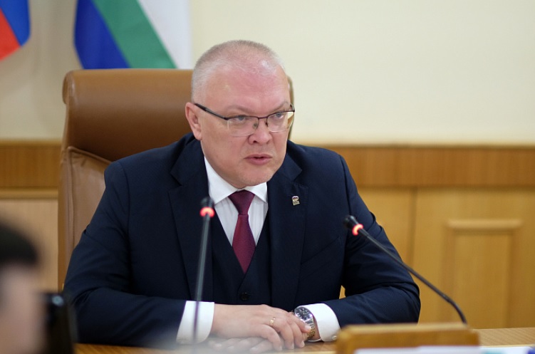 «Асфальт сняли и спать легли». Губернатор Соколов раскритиковал скорость ремонта дорог в Кирове