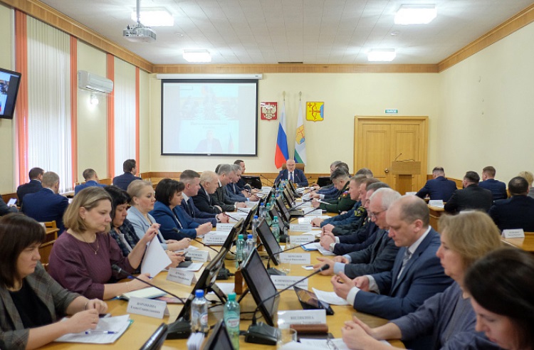 План Года Семьи в Кировской области дополнят мероприятиями для семей военнослужащих