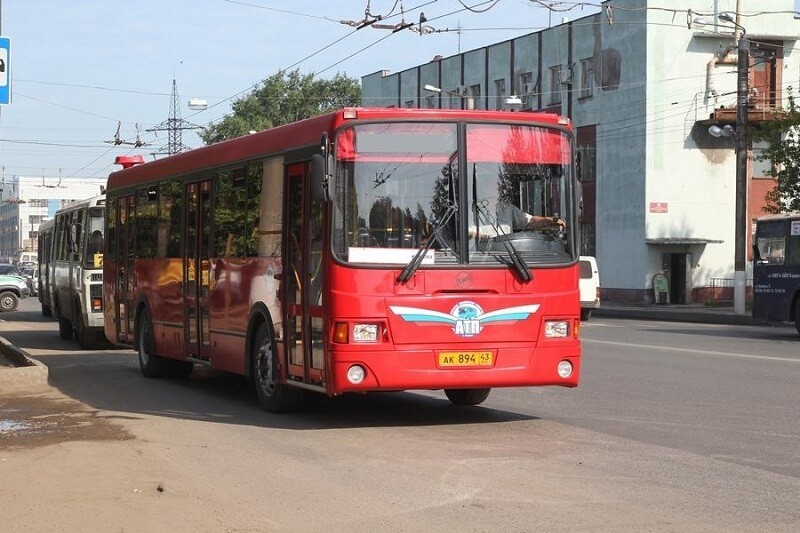 В Кирове на общественном транспорте предлагают сделать бесплатную пересадку