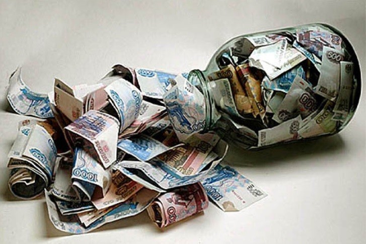Кировчане хранят в банках более 200 миллиардов рублей