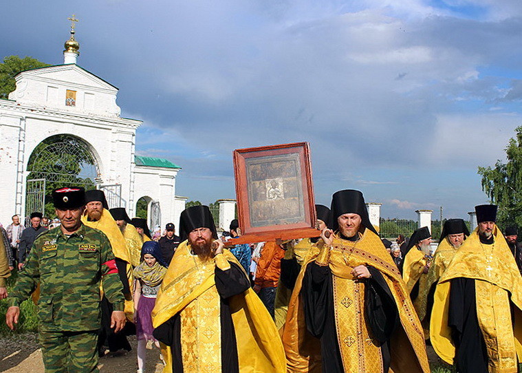  В епархии задумались о том, что делать с Великорецким ходом