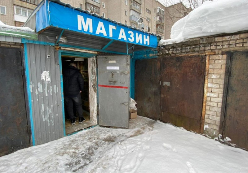 В Кирове хотят закрыть гараж, где торгуют спиртным
