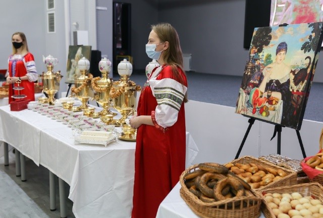 Для иностранных студентов ВятГУ в «Точке кипения» прошел праздник русской культуры