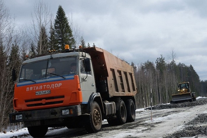 Дорогу Опарино-Альмеж достроят в этом году