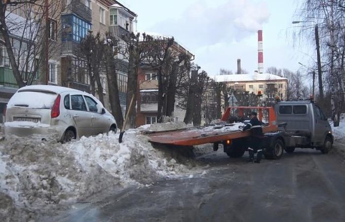 ГИБДД не хватает сотрудников, чтобы эвакуировать неправильно припаркованный транспорт