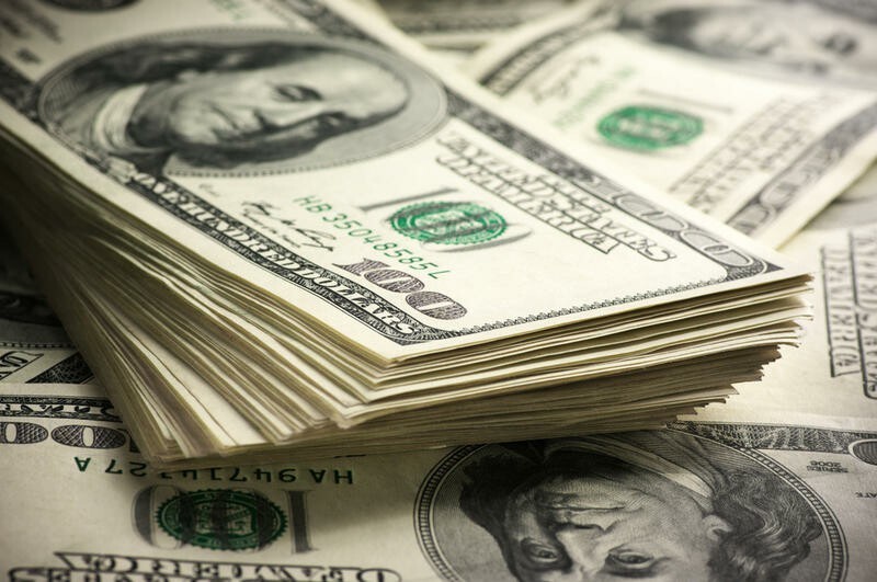 Кировчане стали реже хранить деньги в иностранной валюте
