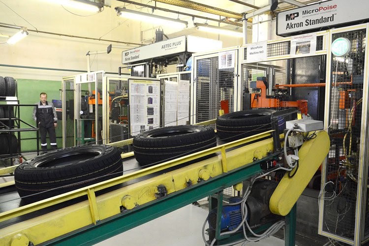 Завод Pirelli приостанавливает производство