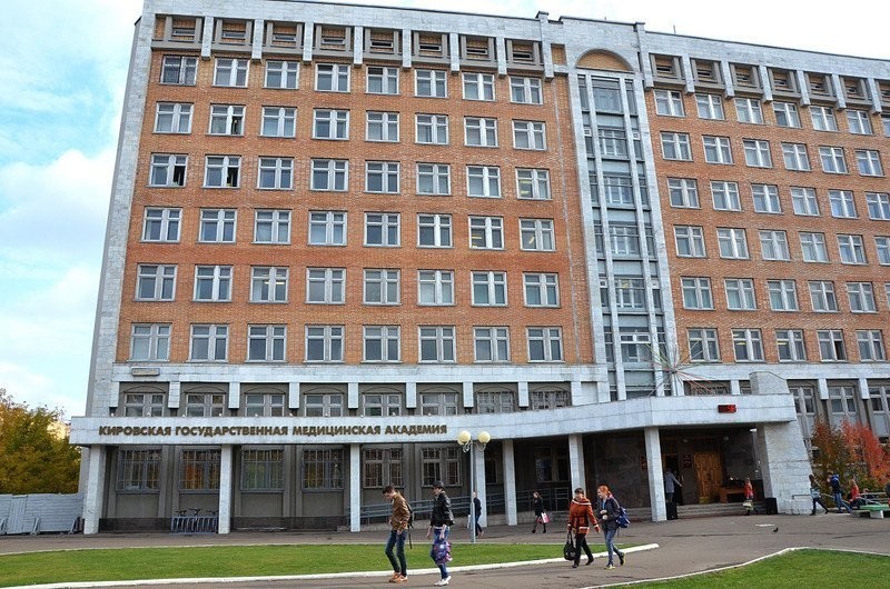 Студентам-медикам в Кирове запретили выезжать в майские праздники из региона