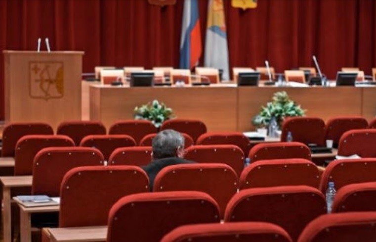 Костин: Депутаты в Кировской области могут избраться на 5 лет и пропасть