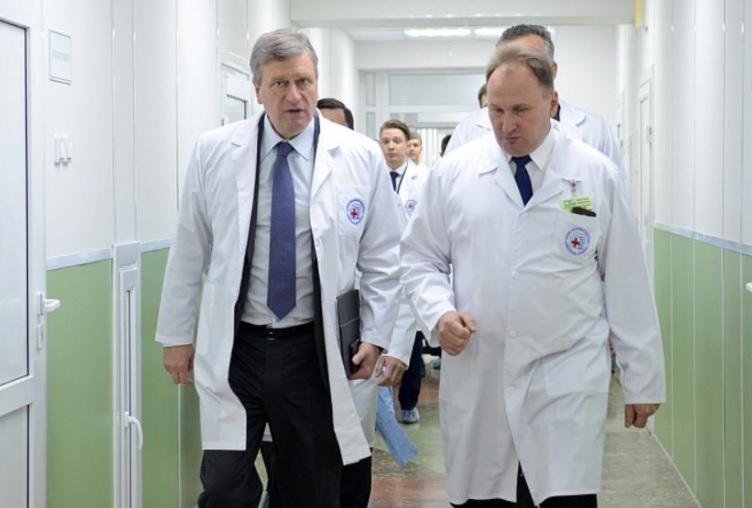 На праймериз «Единой России» заявились 10 врачей
