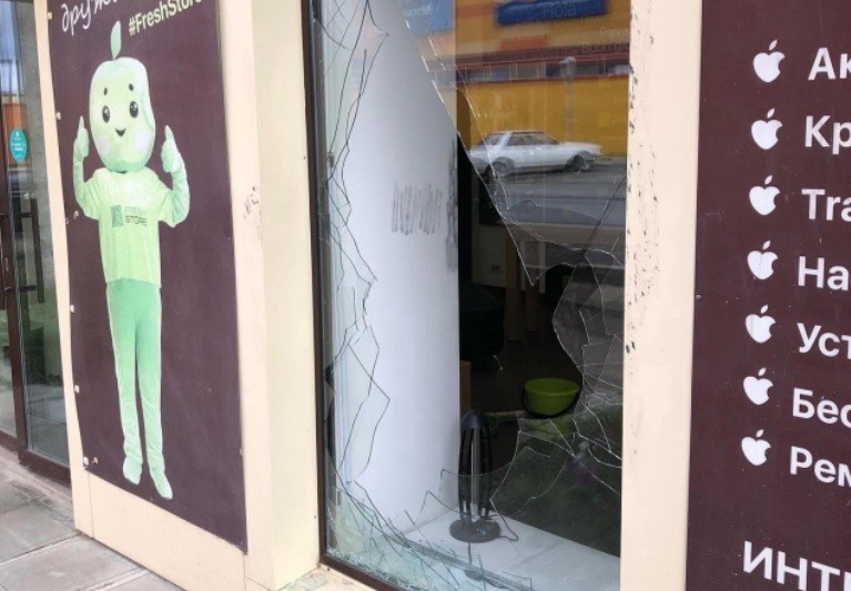 В Кирове полицейские раскрыли кражу айфонов из магазина Fresh Store