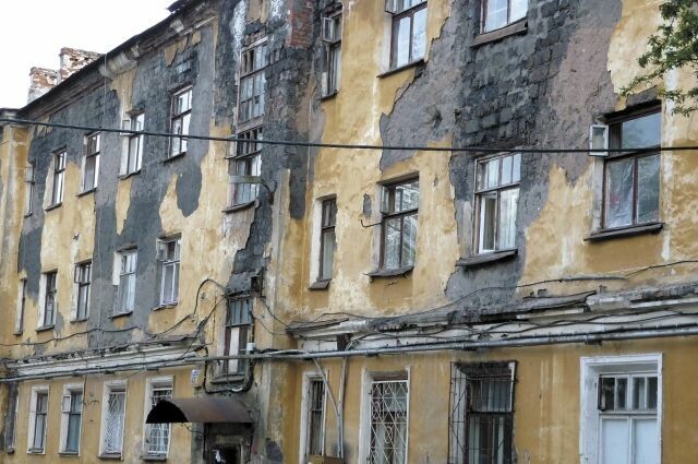 Две муниципальные УК банкротятся. Власти создают третью