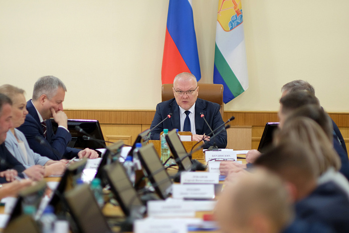 На кировских трассах будут использовать шумовую разметку