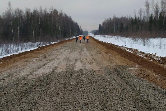 На участке Альмеж-Опарино построено 12 километров дороги