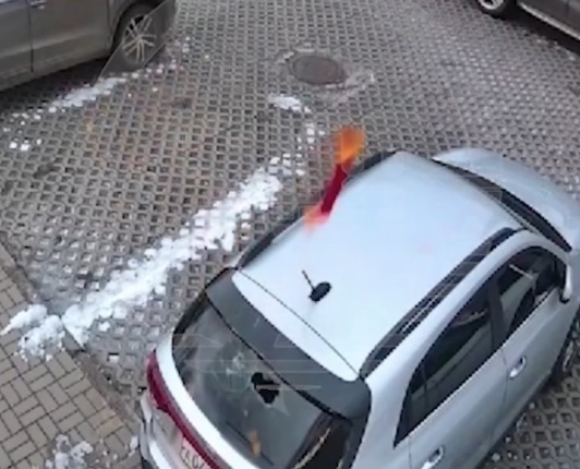 Подростки в Кирове решили снять «вирусный» ролик и разбили чужую машину (+видео)