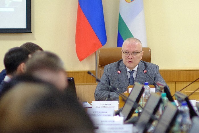 Соколов отчитал чиновников за бюрократический язык