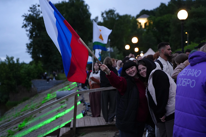 На рассвете в столице рассветов родились новые семьи