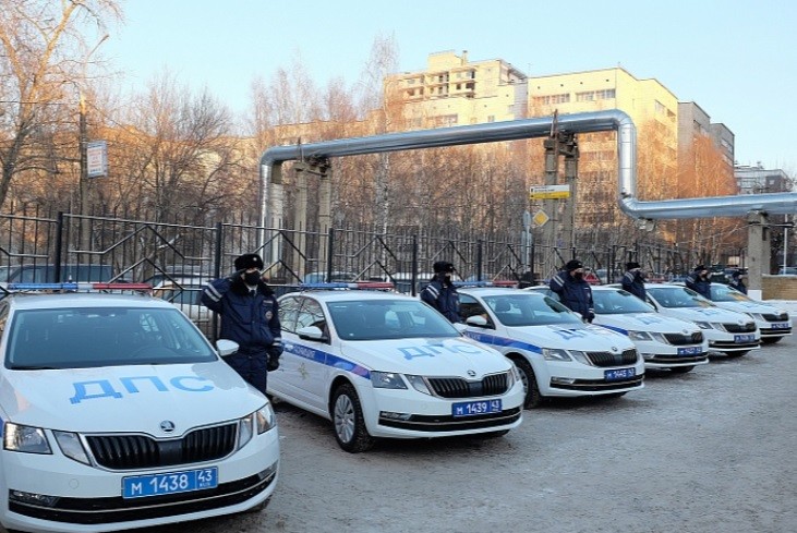 Кировские госавтоинспекторы будут ездить на новых машинах