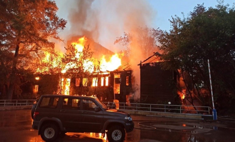 4 человека погибли за сутки в пожарах в Кировской области