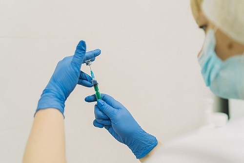 На портале Госуслуг открыли возможность записи на вакцинацию от коронавируса