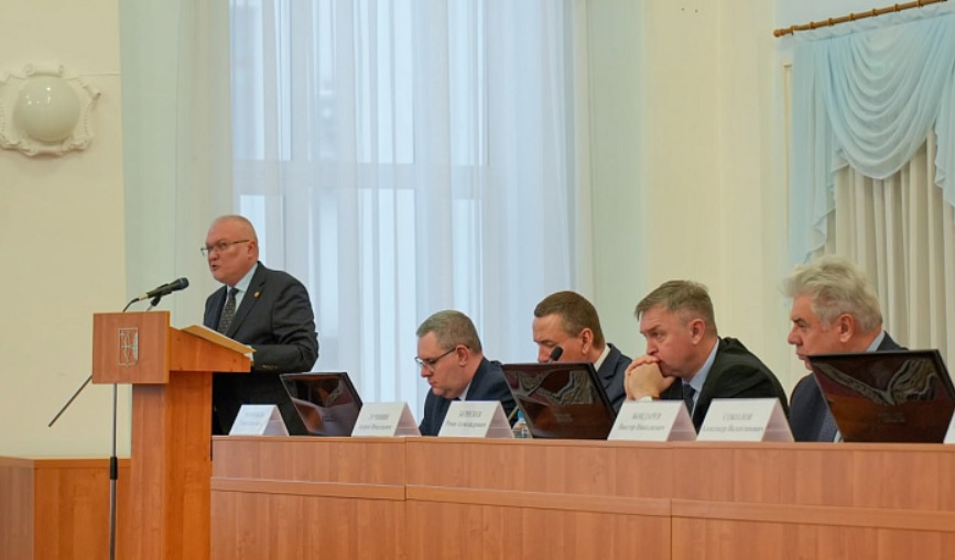 Соколов выступает.jpg