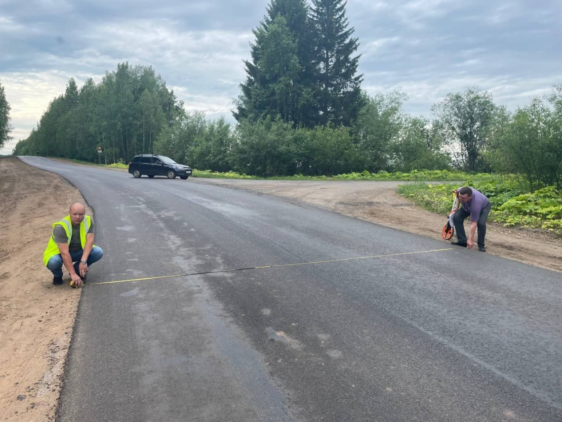 В рамках «Дорожного миллиарда» отремонтировали участок дороги Просница -  Каринка - Ардаши