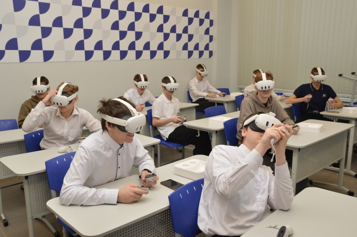 КЧХК_Ссузы Кировской области присоединились к проекту «Учись с «Уралхимом» (1).JPG