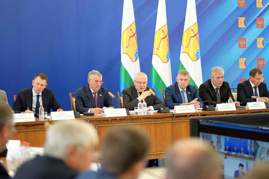 001 1 Лес совещание.jpg
