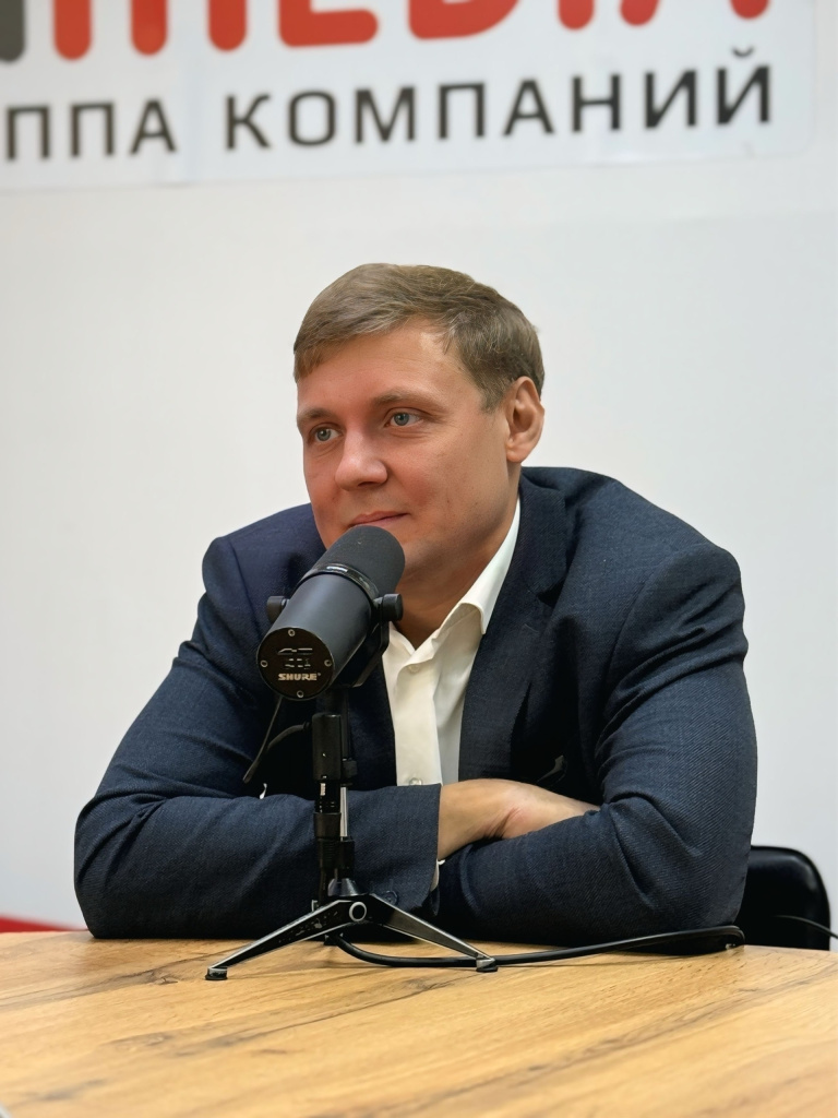 Александр Пупов.jpg Александр Пупов.jpg