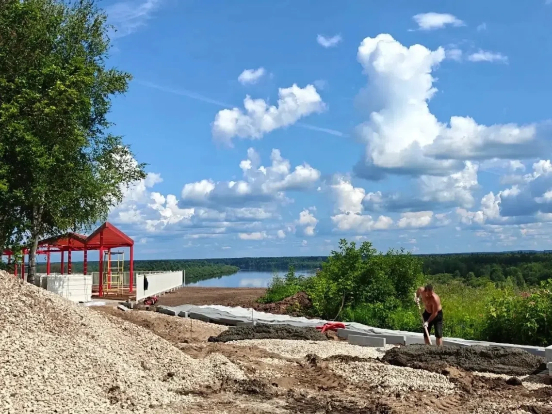 Слободской набережная