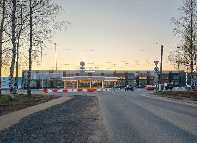 Самолёт «Калининград - Екатеринбург» экстренно сел в Кирове 