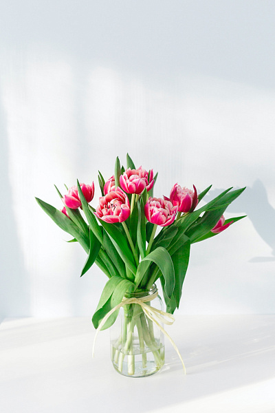 Возвысьте мгновения с помощью доставки цветов на дом в Москве от компании "Русский букет"