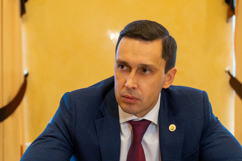 В Кирове прошла прямая линия для родителей школьников