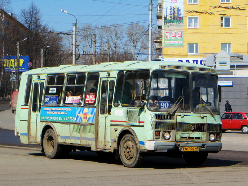 В Кирове изменили два автобусных маршрута  