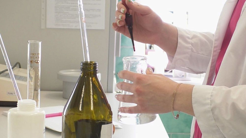 Кировчане жалуются на неприятный запах воды из-под крана