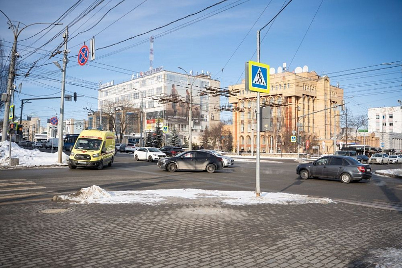 На перекрестке Воровского и К. Маркса в Кирове изменят режим работы светофора