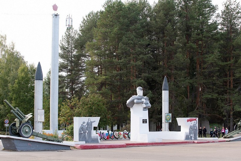 При поддержке Рахима Азимова к Дню Победы в ЗАТО Первомайский благоустроят площадь генерала Савельева