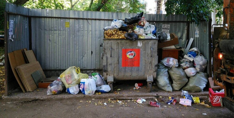 Кировчанам предлагают оценить качество вывоза мусора