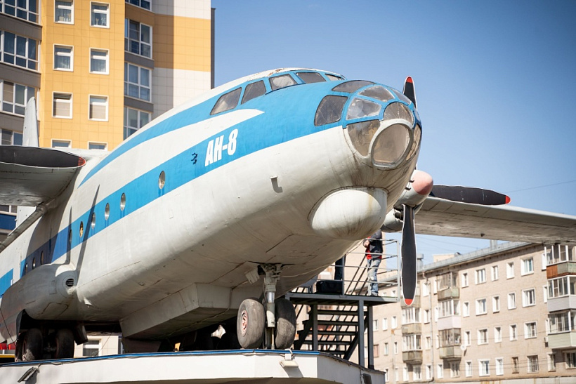 В Кирове впервые за 10 лет отремонтируют памятник-самолет