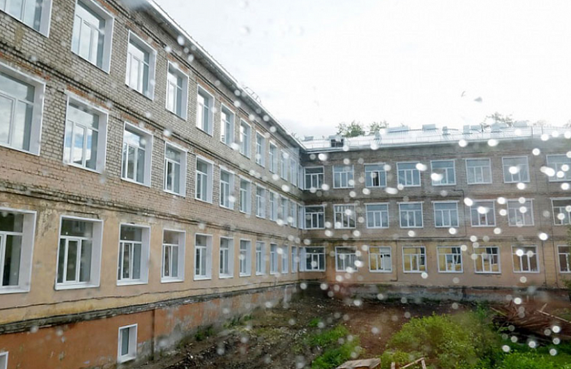 С виновных в затягивании ремонта школы в Кирово-Чепецке взыщут неустойку