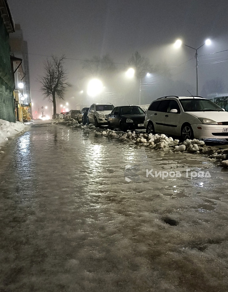 330 человек получили травмы из-за плохого содержания тротуаров и дорог в Кирове