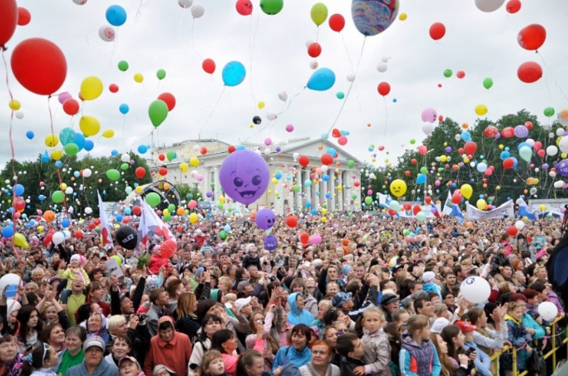 Праздничные мероприятия 12 июня пройдут во всех районах Кирова
