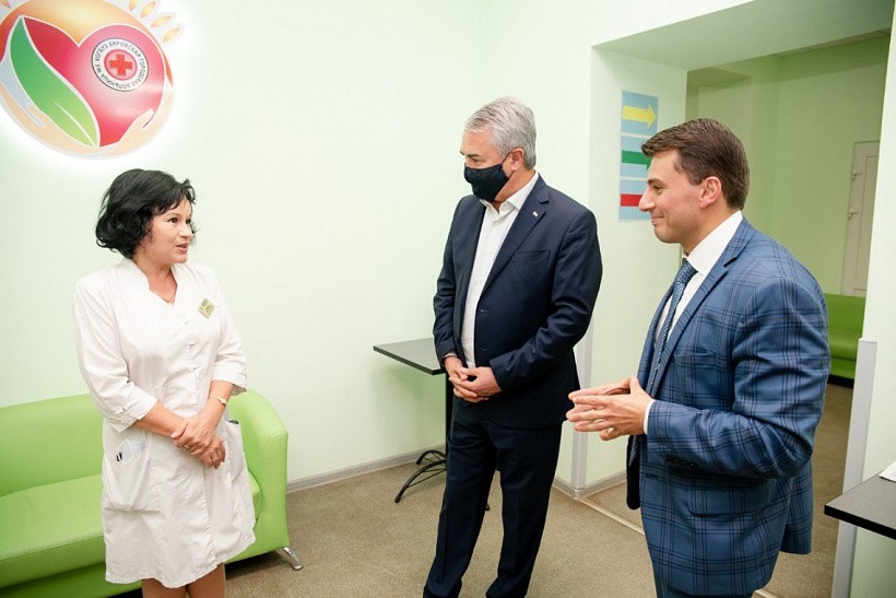 Рахим Азимов обсудил вопросы развития Кировской городской больницы №5