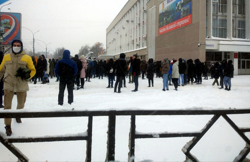 Организаторов и участников акции в поддержку Навального в Кирове ждут штрафы