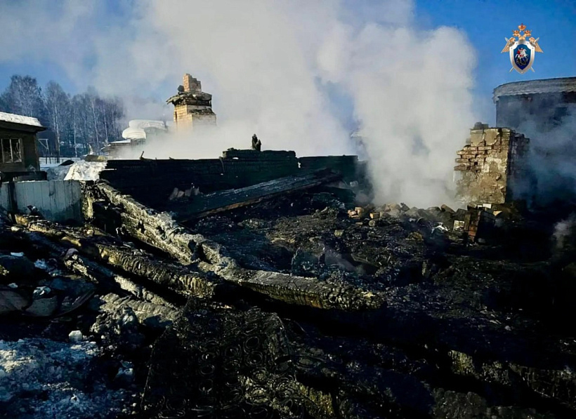 Мужчина погиб при пожаре в Даровском