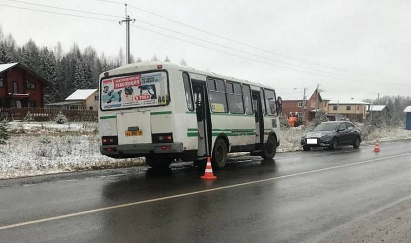 В Кирове автобус сбил ребенка