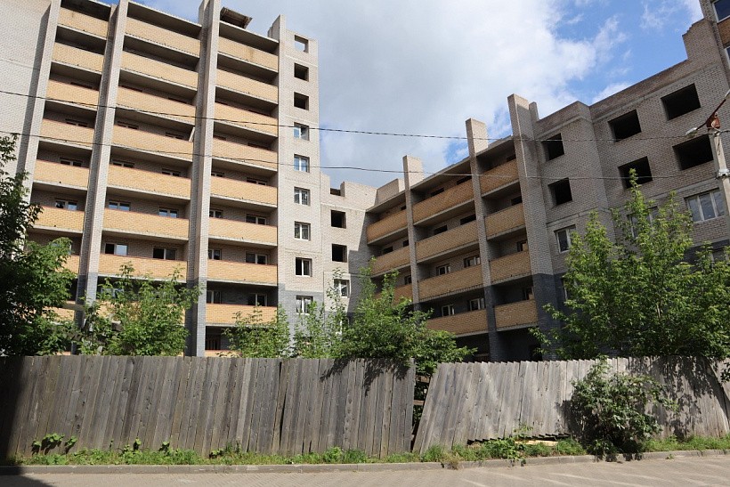 Кировчанин 6 лет платит ипотеку за квартиру в долгострое, а его не признают дольщиком 