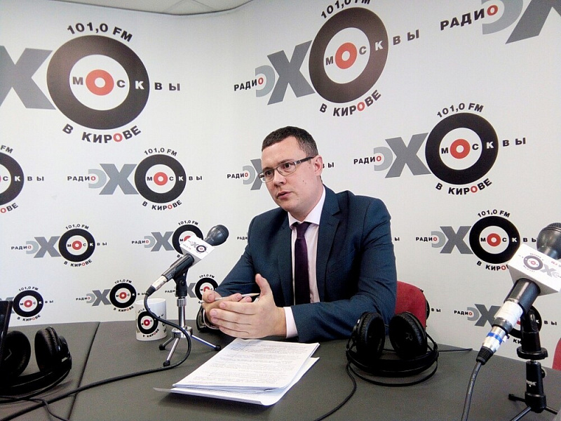 Начальник кировской налоговой зарабатывает больше регионального министра финансов