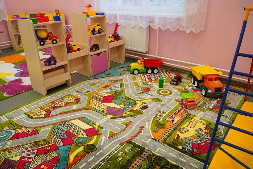 Сотрудники детсадов в Кирове освобождены от родительской платы