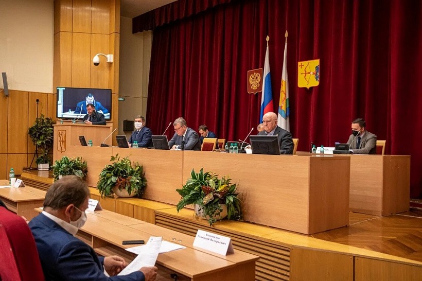 Бюджет Кировской области на 2022 внесли на обсуждение в ОЗС